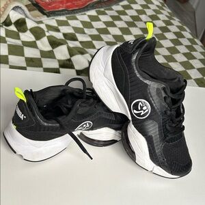 Zumba Fitness Air Stomp Lo Sneakers